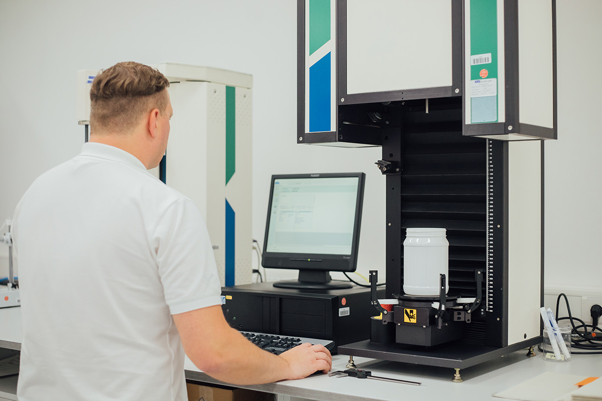 Qualitychecks done by our Quality staff.